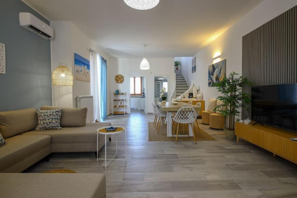 Villa Vera, Accesso Al Mare, Vista Castello, Ac Бриндізі Екстер'єр фото